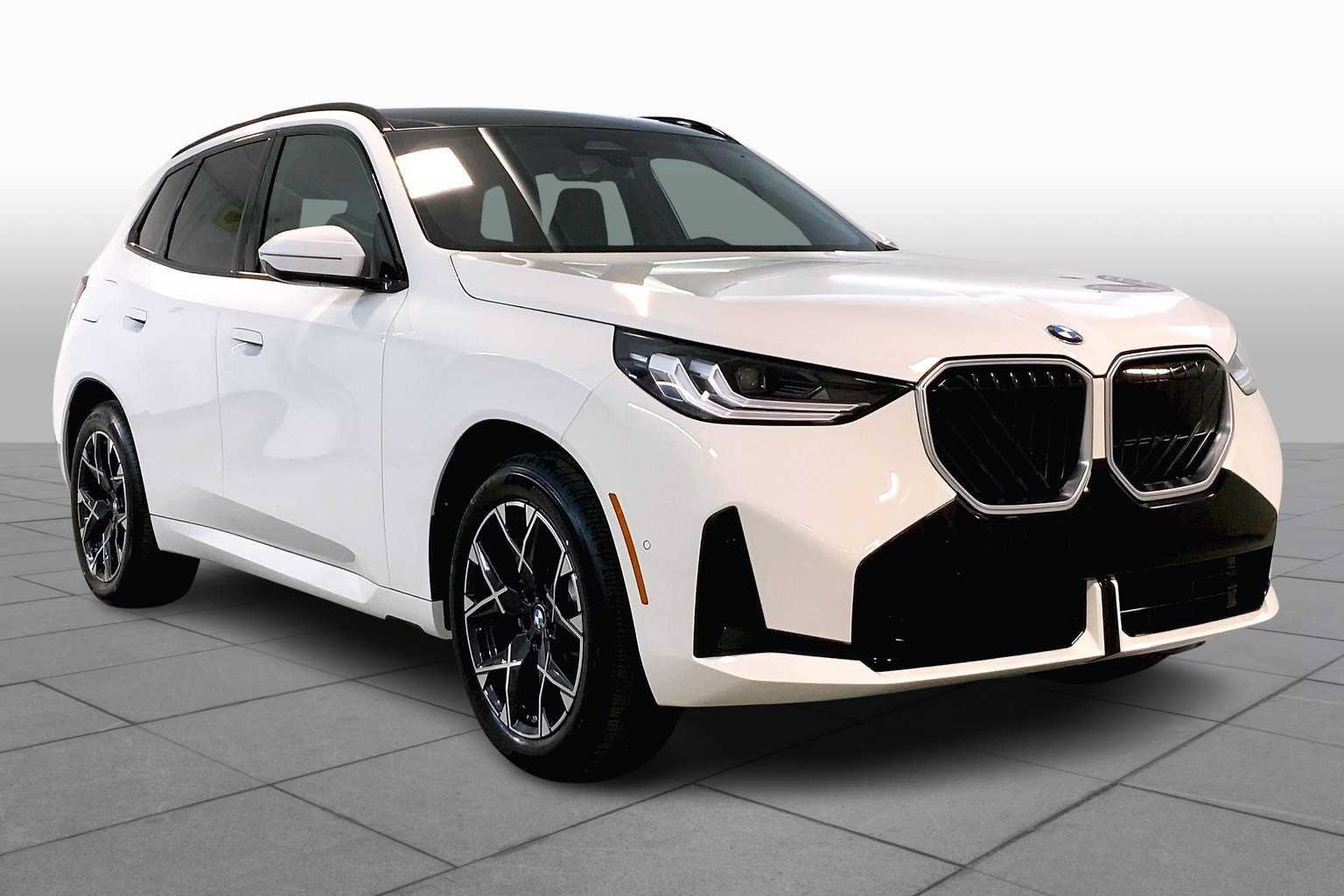 Used 2025 BMW X3 xDrive30i w/ M Sport Package AWD/4WD image 2