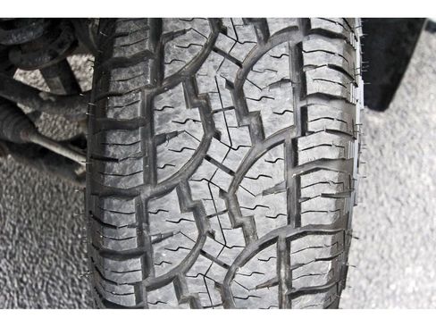 Used 2021 Toyota Tacoma SR5 image 31