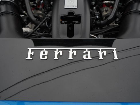 Used 2021 Ferrari F8 Tributo RWD image 71