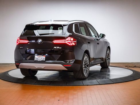 Used 2026 BMW X3 xDrive30 w/ Premium Package image 5