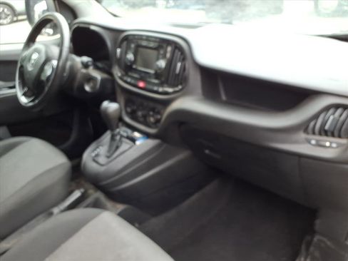 Used 2017 RAM ProMaster City Tradesman SLT w/ Rear Back-up Camera Group image 27