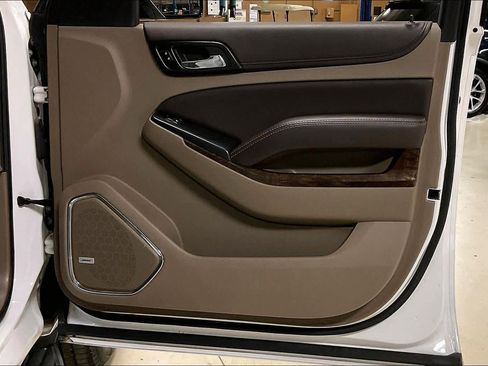 Used 2017 Chevrolet Tahoe LT image 22