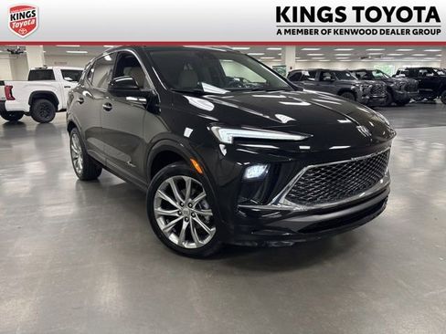 Used 2024 Buick Encore GX Avenir w/ Avenir Technology Package AWD/4WD image 1