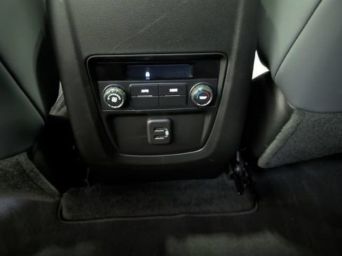 Used 2023 Buick Enclave Essence w/ Experience Buick Package AWD/4WD image 12
