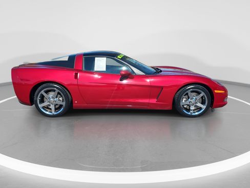 Used 2008 Chevrolet Corvette Coupe w/ Preferred Equipment Group image 4