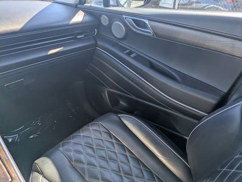 Used 2023 Genesis GV80 3.5T w/ Cargo Package image 15