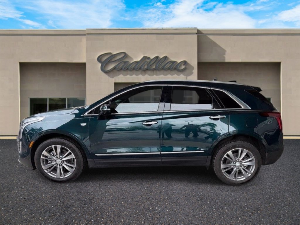 Used 2026 Cadillac XT5 Premium Luxury w/ Driver Assist Package FWD image 6