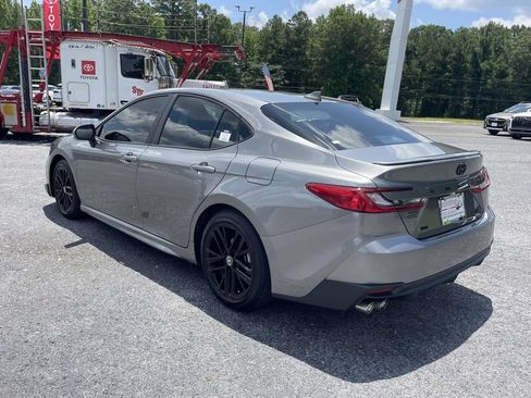 Used 2025 Toyota Camry SE w/ Multimedia Upgrade Package FWD image 4