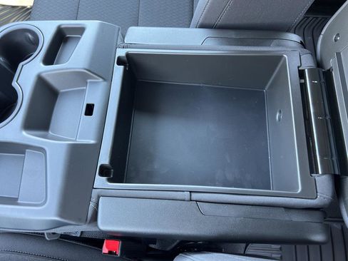 New 2025 GMC Sierra 2500 SLE w/ SLE Convenience Package image 28