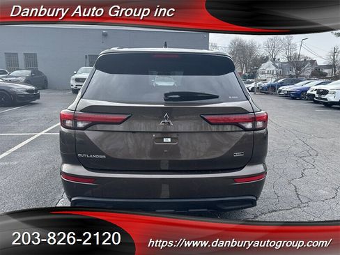 Used 2022 Mitsubishi Outlander SEL image 5