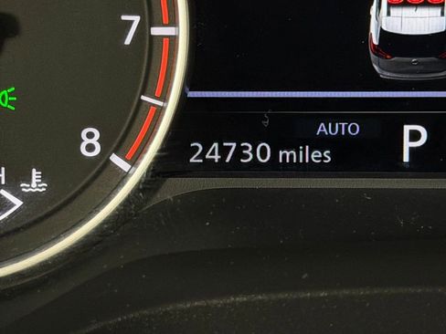 Used 2025 Nissan Rogue S image 16