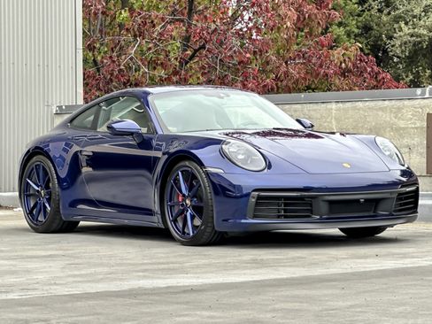 Used 2024 Porsche 911 Carrera 4S image 10