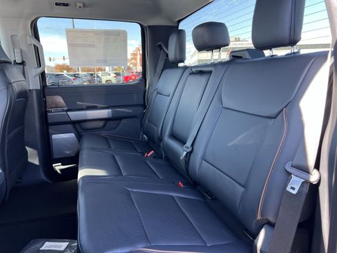 New 2026 Ford F250 Lariat w/ FX4 Off-Road Package image 24
