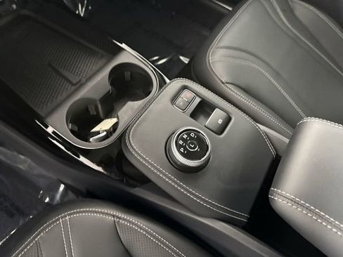 Used 2022 Ford Mustang Mach-E Premium image 17