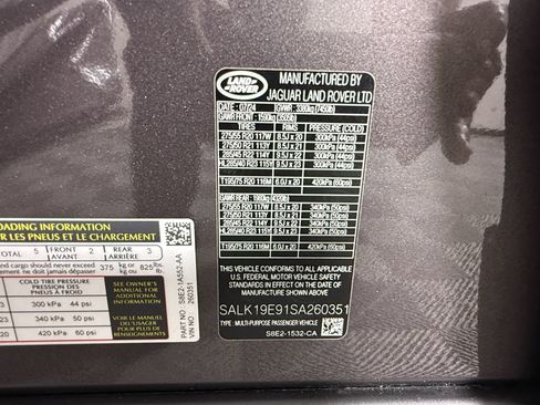 Used 2025 Land Rover Range Rover Autobiography AWD/4WD image 23