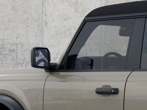 New 2025 Ford Bronco 4-Door AWD/4WD image 22