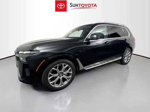 Used 2023 BMW X7 xDrive40i AWD/4WD image 9