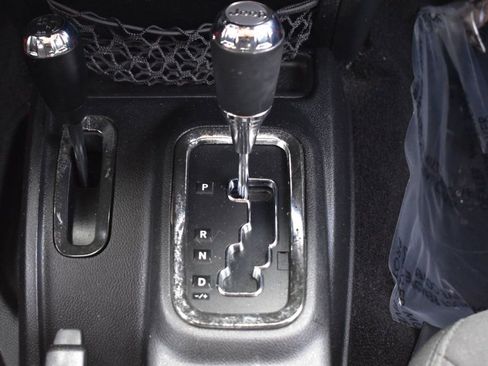 Used 2015 Jeep Wrangler Unlimited Sport w/ Quick Order Package 24S image 29