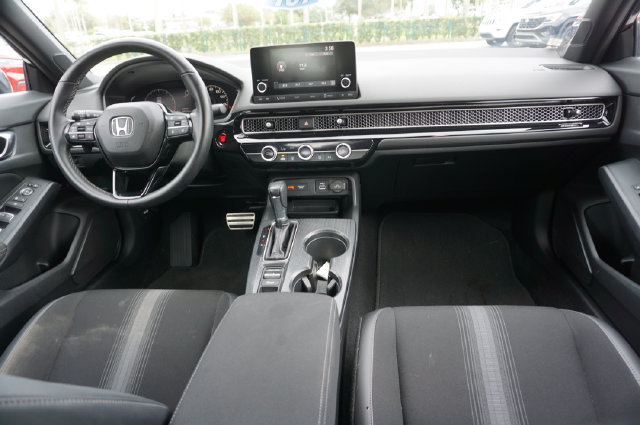 Used 2024 Honda Civic Sport image 6