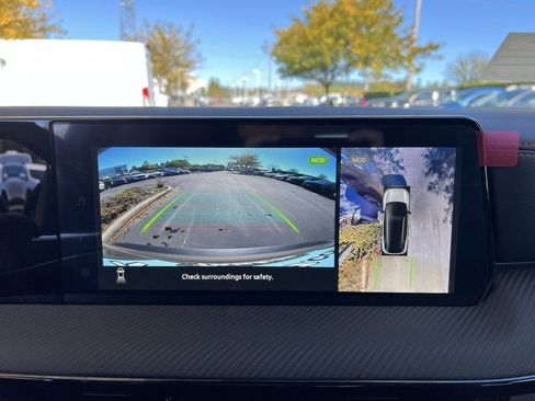 New 2026 Nissan Kicks SR w/ Cold Weather Package image 19