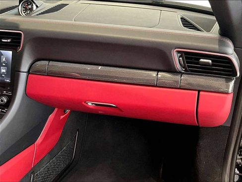 Used 2018 Porsche 911 Targa 4 GTS image 23