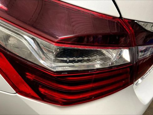 Used 2016 Honda Accord EX-L image 26