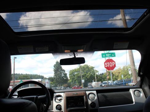 Used 2014 Ford F150 Lariat w/ Equipment Group 502A Luxury RWD image 13