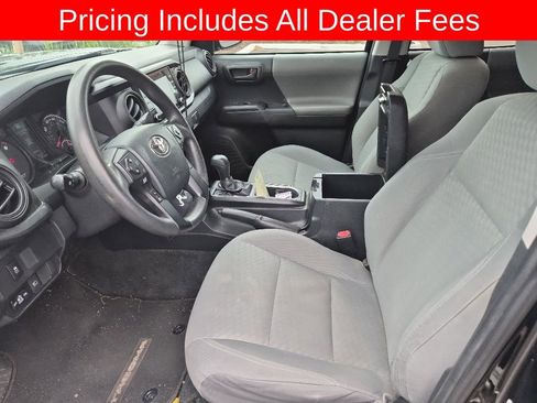 Used 2020 Toyota Tacoma SR w/ SR Convenience Package RWD image 12