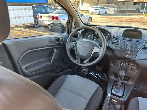 Used 2018 Ford Fiesta S image 18