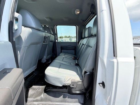 Used 2014 Ford F250 XL w/ Power Equipment Group AWD/4WD image 14
