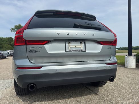 Used 2018 Volvo XC60 T5 Momentum w/ Convenience Package AWD/4WD image 9