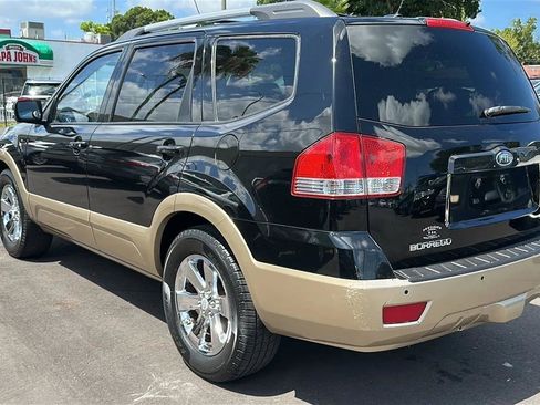 Used 2009 Kia Borrego EX w/ Premium Pkg RWD image 10