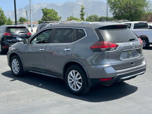 Used 2018 Nissan Rogue SV FWD image 7