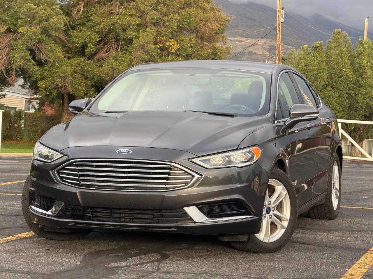 Used 2018 Ford Fusion SE w/ Equipment Group 602A FWD image 1