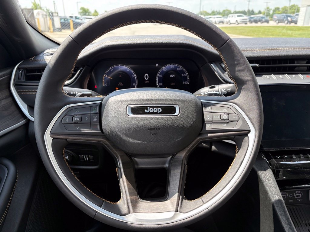 New 2026 Jeep Grand Cherokee Limited AWD/4WD image 20