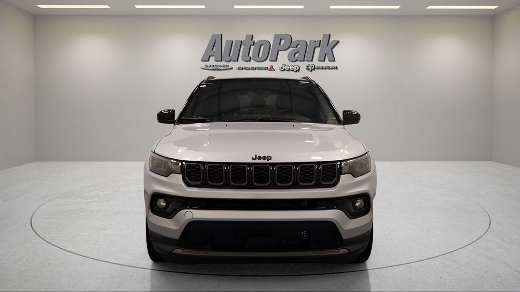 Used 2026 Jeep Compass Limited AWD/4WD image 4