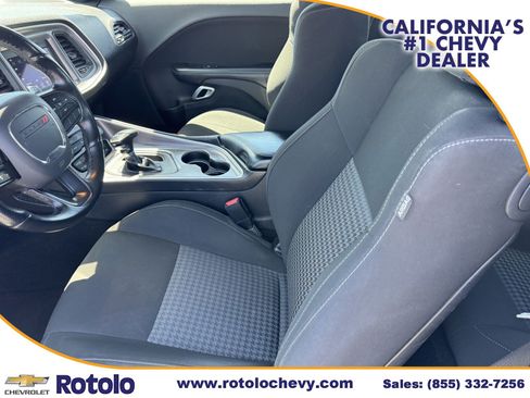 Used 2022 Dodge Challenger GT RWD image 13