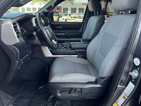 Used 2025 Toyota Tundra SR5 AWD/4WD image 23