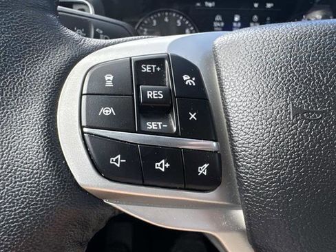 Certified 2022 Ford Explorer Limited w/ Limited Technology Package image 15