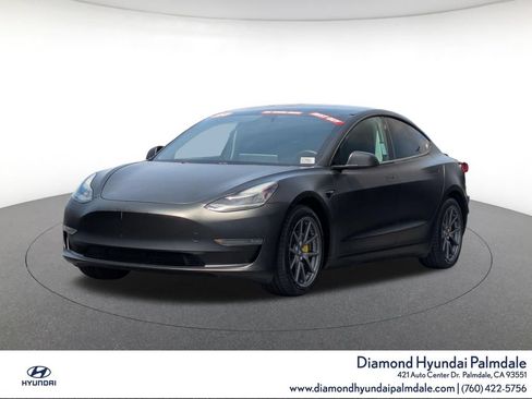 Used 2020 Tesla Model 3 Long Range AWD/4WD image 3