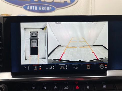 Certified 2025 Chevrolet Silverado 1500 LTZ image 6