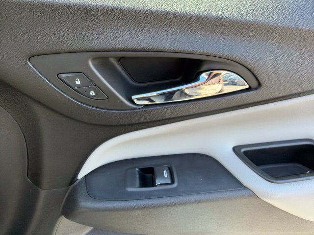 Used 2020 Chevrolet Equinox LT FWD image 34