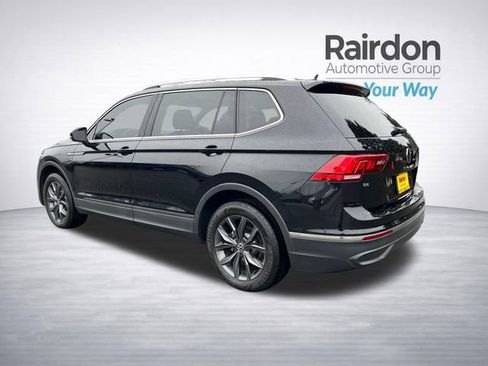 Used 2022 Volkswagen Tiguan SE FWD image 5