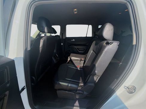Used 2019 Volkswagen Atlas SE FWD image 23