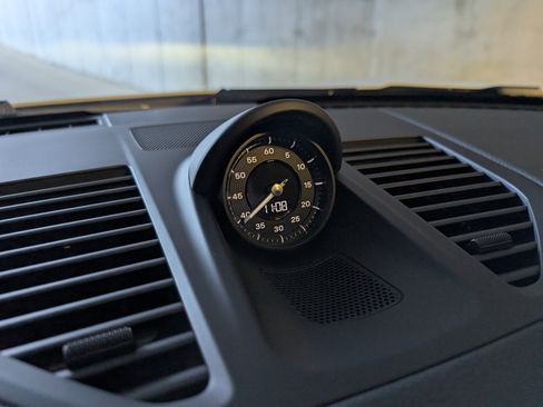 Used 2025 Porsche 911 Carrera image 40