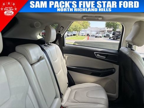 Used 2022 Ford Edge Titanium w/ Equipment Group 301A AWD/4WD image 16