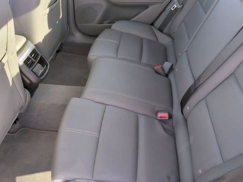 Used 2019 Chevrolet Impala LT image 13