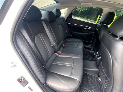 Used 2020 Hyundai Sonata SEL w/ Premium + Sunroof Package FWD image 24