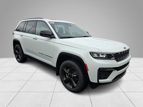 New 2026 Jeep Grand Cherokee Limited image 3