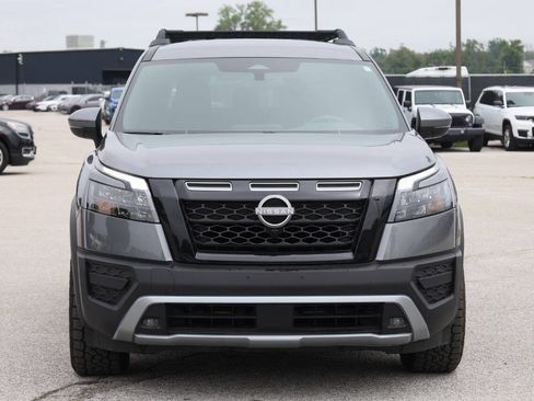 Used 2025 Nissan Pathfinder Rock Creek AWD/4WD image 2
